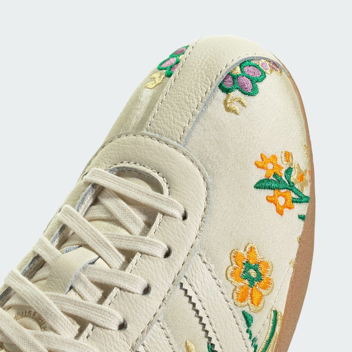 TOKYO Shoes – White Floral