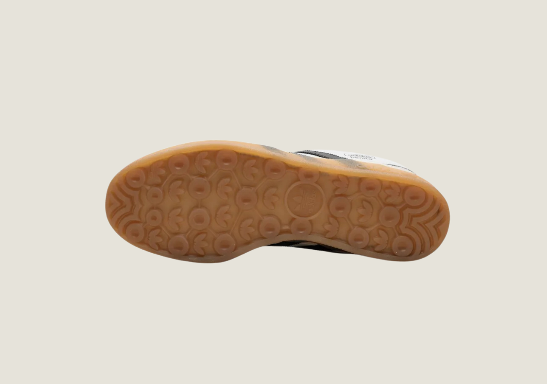 Gazelle Indoor Bad Bunny Benito