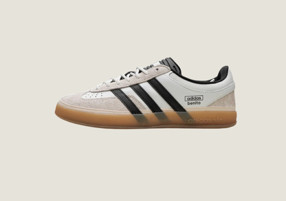 Gazelle Indoor Bad Bunny Benito