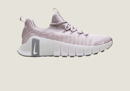 Free Metcon 6 Platinum Violet