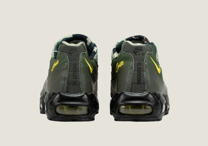 Air Max 95 x UNDEFEATED Olive