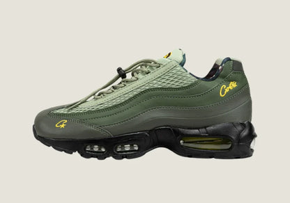 Air Max 95 x UNDEFEATED Olive