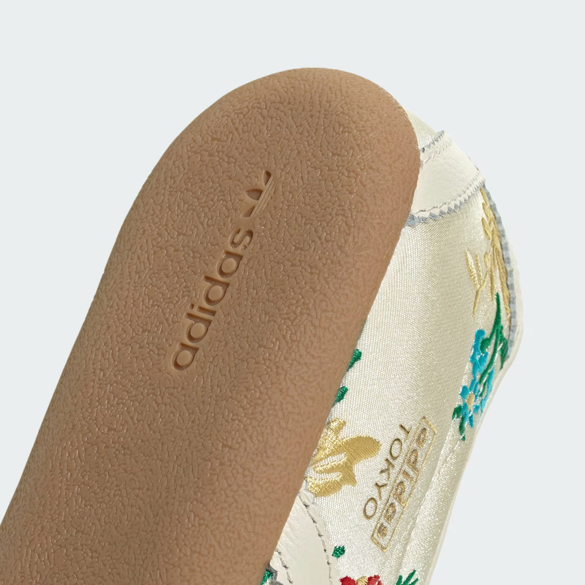 TOKYO Shoes – White Floral